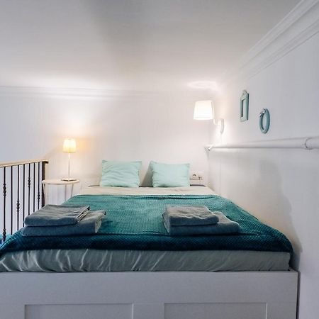 Ombre Apartment With Parking Option بودابست المظهر الخارجي الصورة